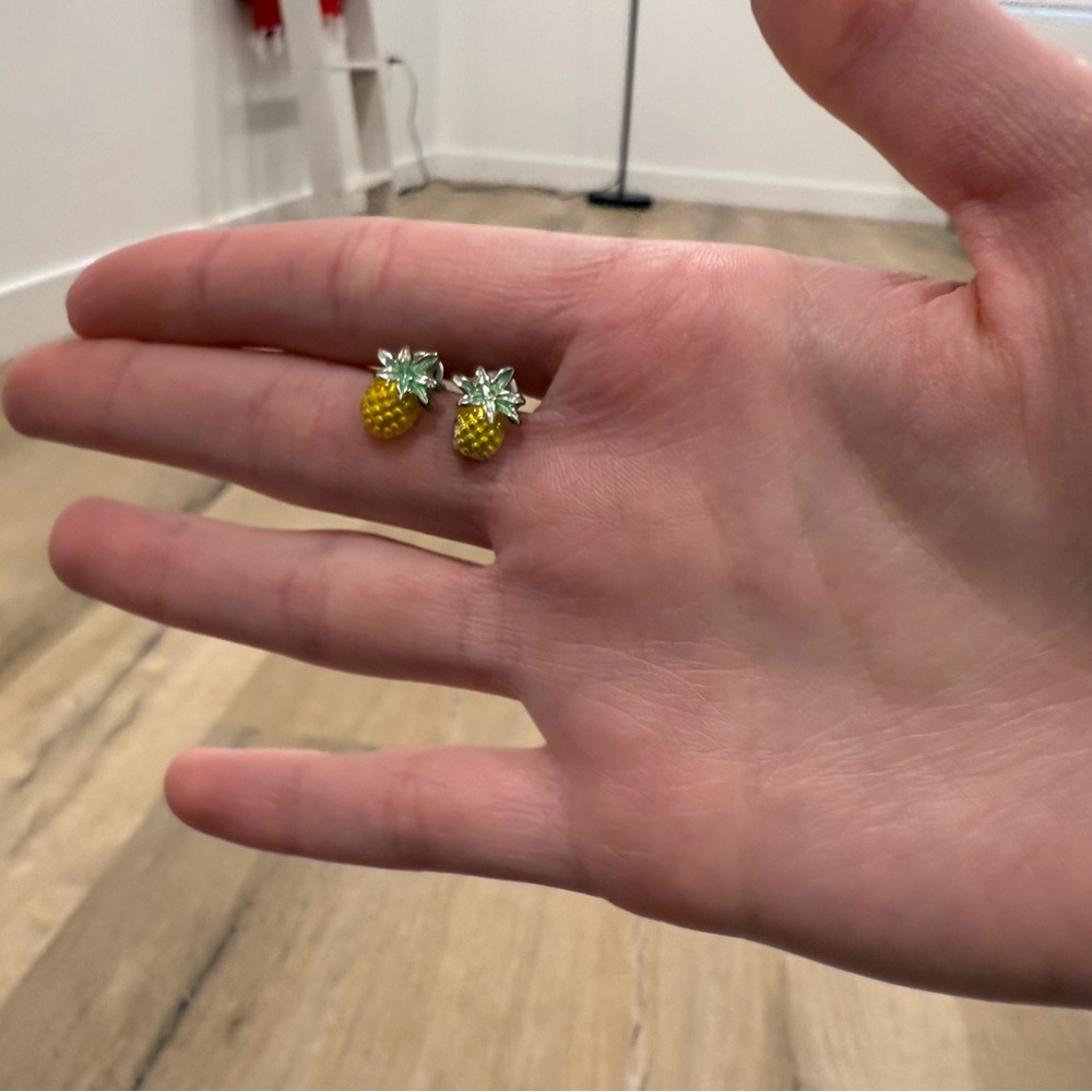 Pineapple Studs